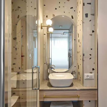 Vegas Бибионе
