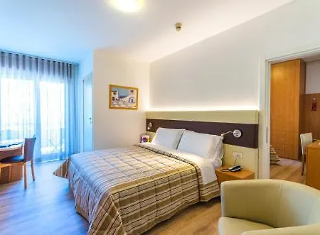 Vegas 3* Bibione